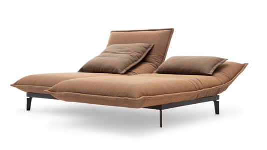 rolfbenz-nova-sofa-lifestyle-tv-oninemagazin